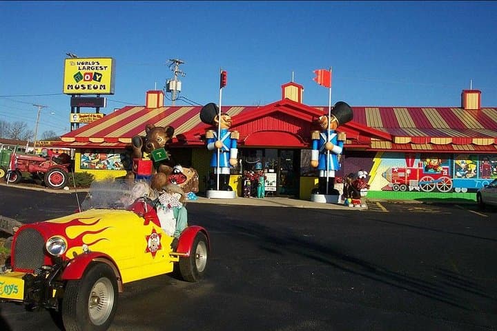 World’s Largest Toy Museum Admission in Branson