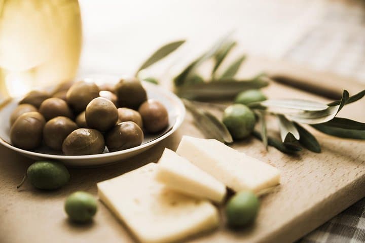 Greek Private Food Walking Tour – Taste (Y)Our Way