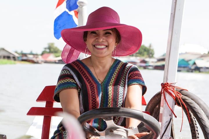 Bangkok Market Tour & Thai Cooking Class with Boat Ride with Aoy