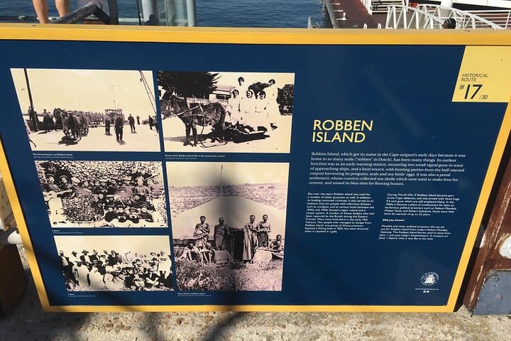Robben Island Tour with interesting stops in Mandela footsteps