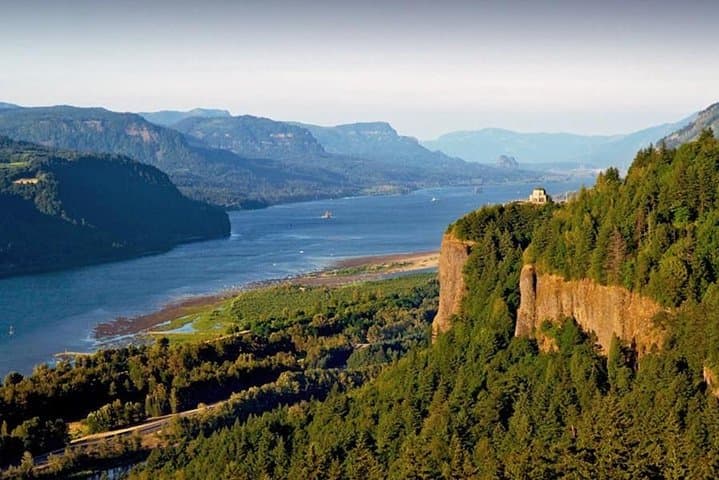 Private – 1/2 day Columbia River Gorge & Waterfalls Tour From Portland