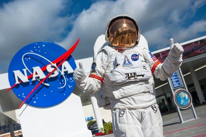 NASA’s Space Center & Official Houston City Tour with tickets