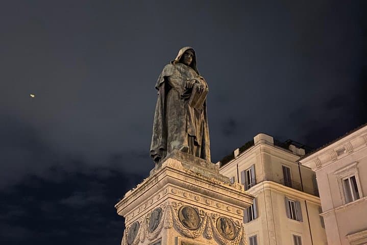 Immersive Rome Ghost Walking Tour with Haunted Sites