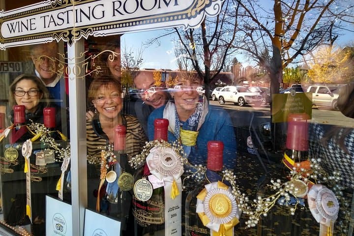 Healdsburg Wine & Food Holiday Walking Tour
