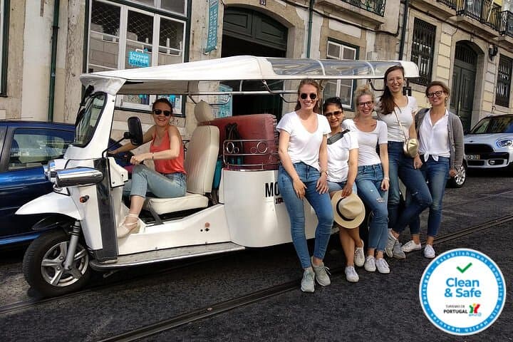 Mon Ami Burguês – Lisbon City Center Private Tuk Tuk Tour