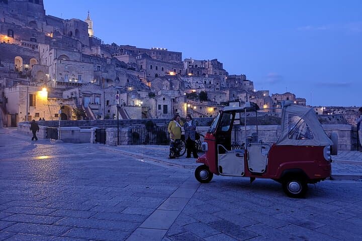 Tuk Tuk tour Matera – between History, legend and anecdotes
