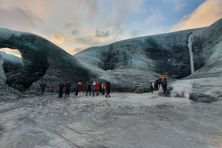 2-Day Blue Ice Cave, Glacier Lagoon and South Coast – Small Group