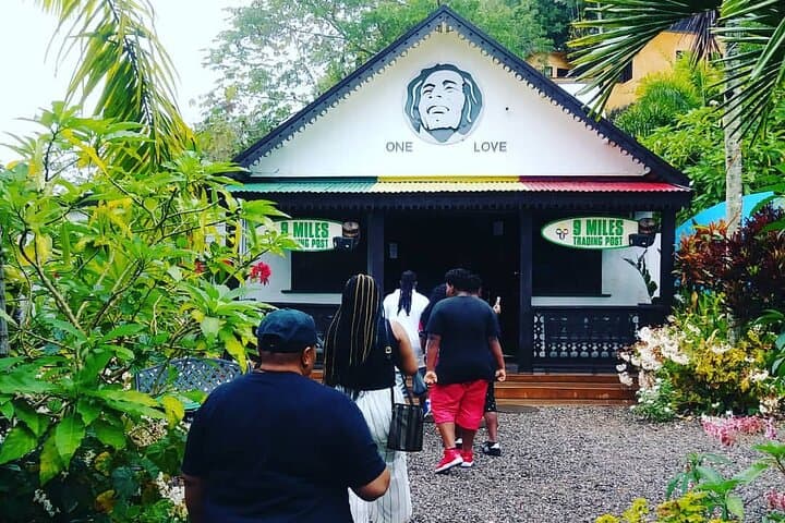 Bob Marley’s Spirit of Reggae – The Nine Mile Experience