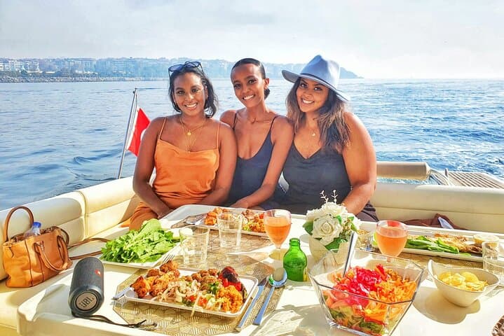 Bosphorus Dinner / Lunch Cruise – Private and Customizable