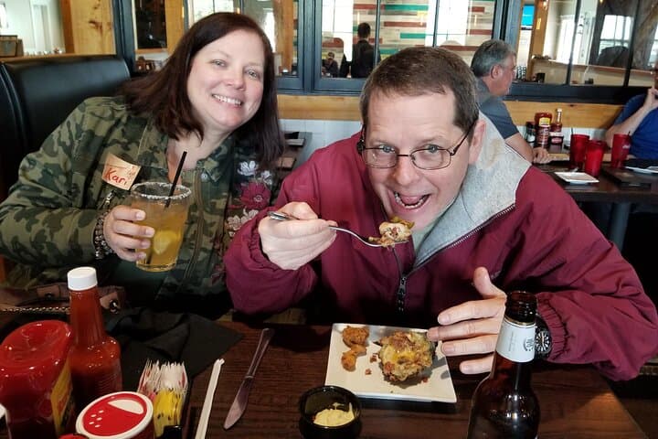 Cajun Food Bus Tour in Lafayette