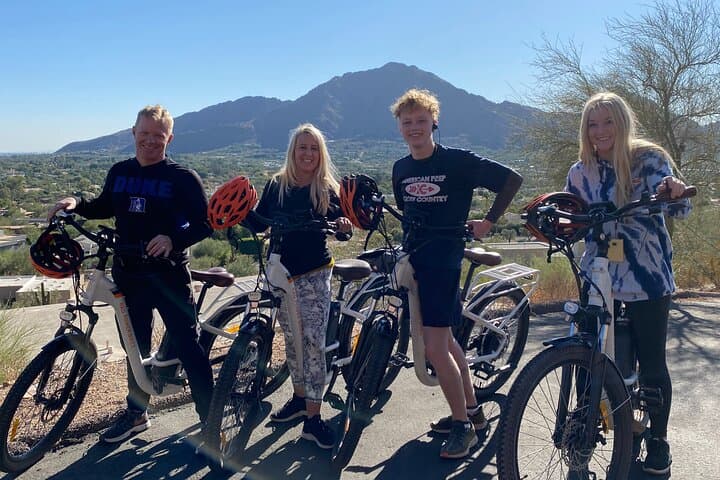 Camelback E-Bike & Hike Tour – 2.5 Hours