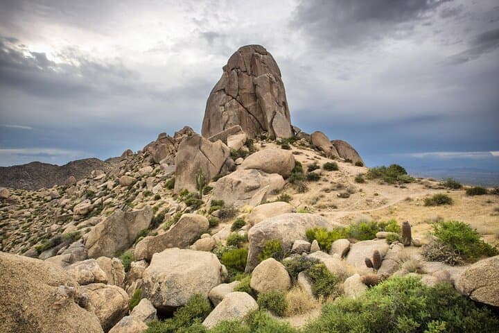 Iconic Tom’s Thumb Guided Hiking Adventure in Scottsdale, Arizona