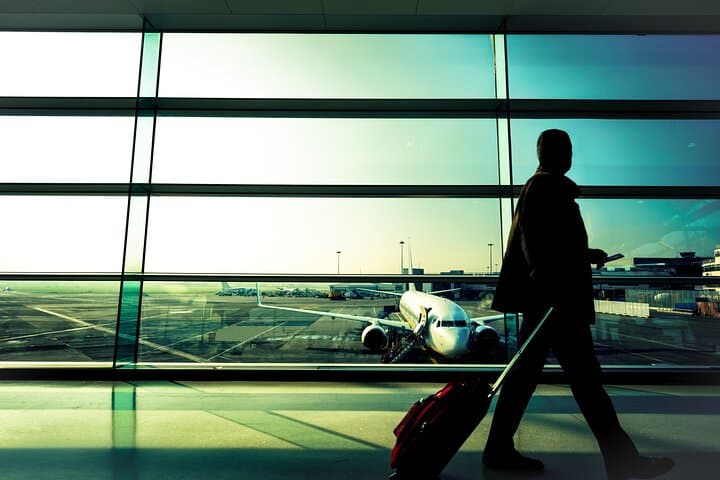 Private Transfer To or From Reston and Dulles International Airport