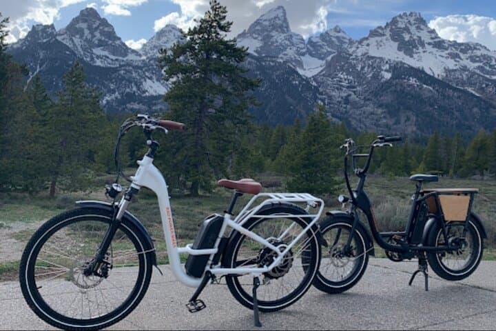 Door2Door E-Bike delivery-Ride the most scenic routes in Jackson Hole and GTNP.