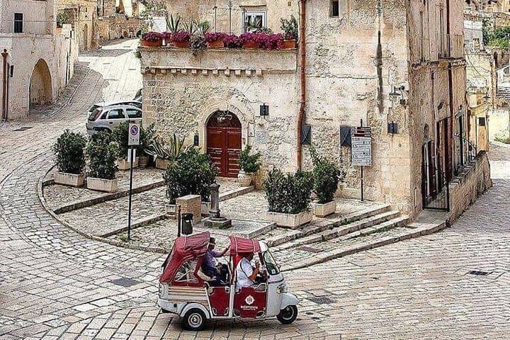 Panoramic Private Tour in Ape Calessino in the Sassi of Matera