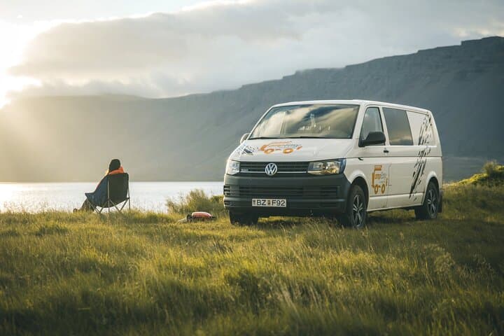 6 Days Self -Drive Tour with Pick Up – Golden Circle & Waterfalls -4×4 Campervan