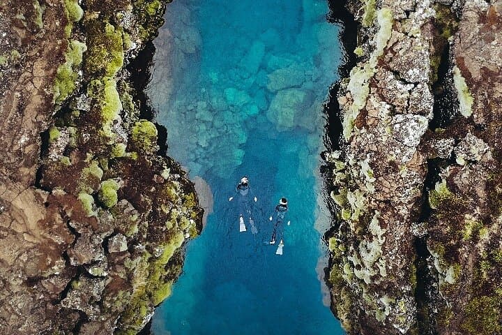 Private Silfra Snorkeling 6 p. group – Meet on Location – with Underwater Photos
