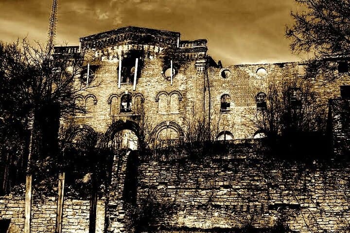 Darkside of Brewing Tour: Tales of Cincinnati’s Haunted and Gruesome Past