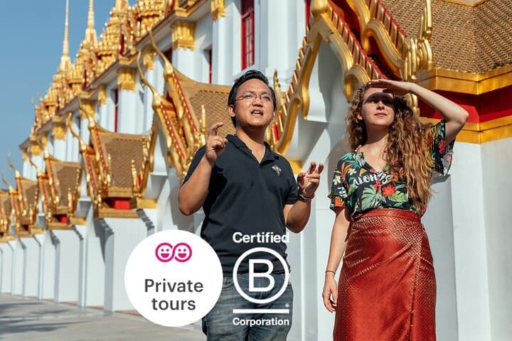 Full Day Bangkok PRIVATE City Tour With Locals – Wat Trimit & Wat Pho tickets