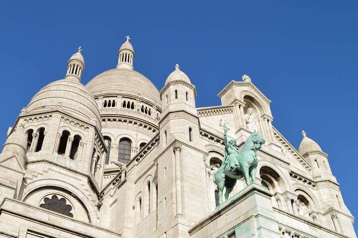 Paris Highlights Private Sightseeing Car Tour