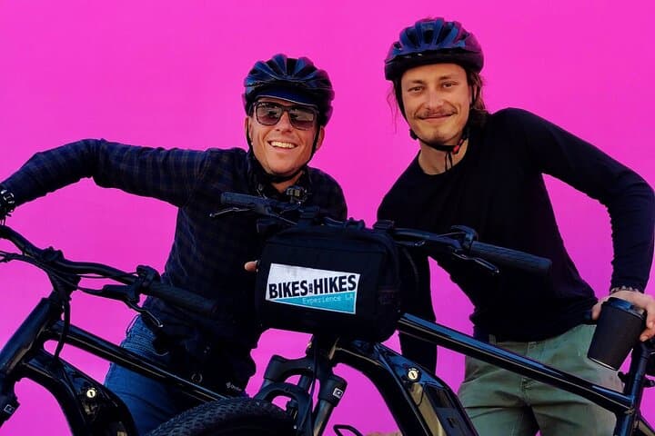Beverly Hills Tour: Movie Star Homes and LA Sightseeing by E-Bike