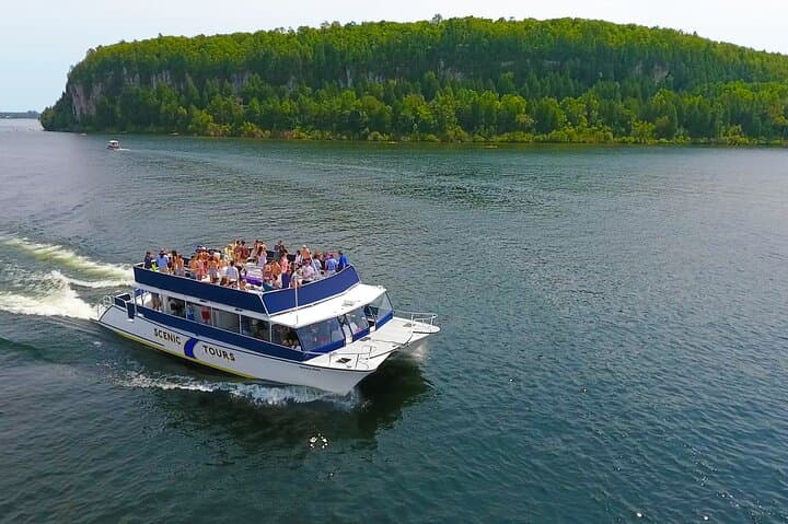 Boat Cruise – North Shore to Death’s Door Crossing