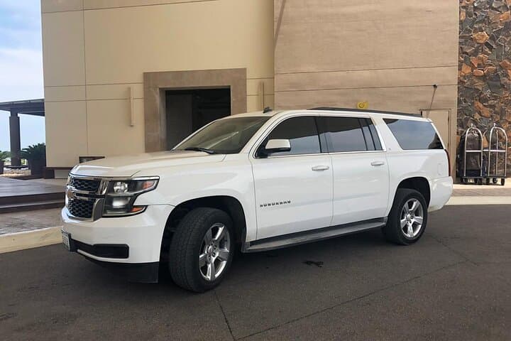 Hatfield to Hartford Airport (BDL) – Departure Private Transfer