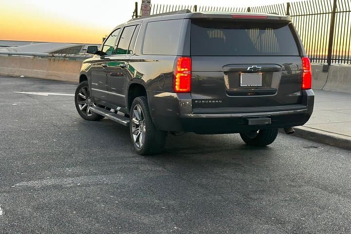 Jackson Hole Airport (JAC) to Thermopolis – Round-Trip Transfer
