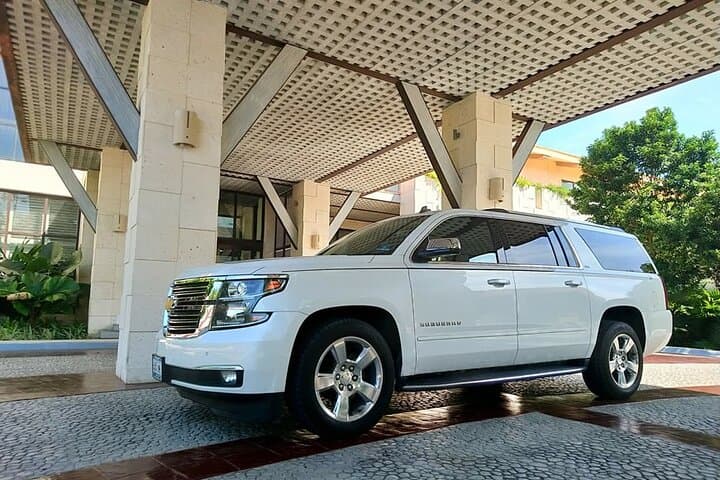 Luxury one way transfer to Tulum from Cancun airport