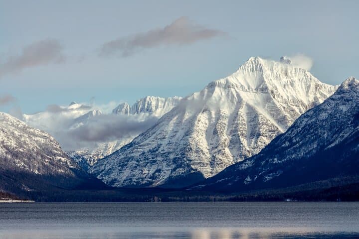 Glacier National Park – Winter Driving Tour (5-6 hours)