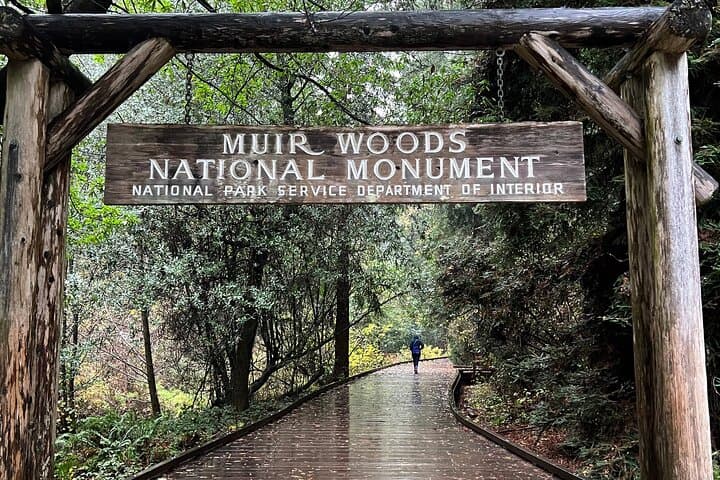 San Francisco, GGB, Muir Woods and Sausalito Private Tour
