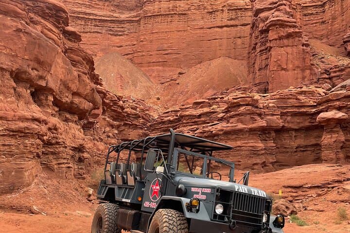 Exciting and Scenic Off-Road Guided Tour of Moab’s Backcountry!!!
