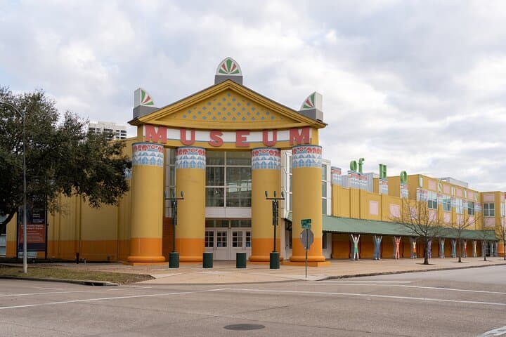 Private Cultural Walking Tour in Houston Heritage and Innovation
