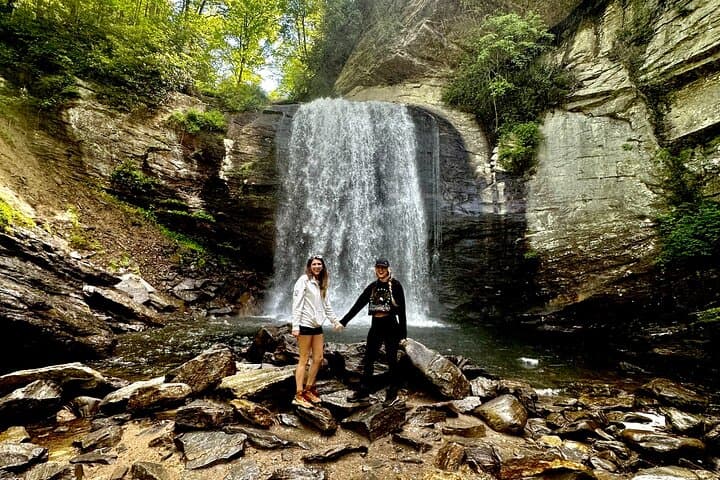 Waterfall Jeep Tour – Backroads and Scenic Views