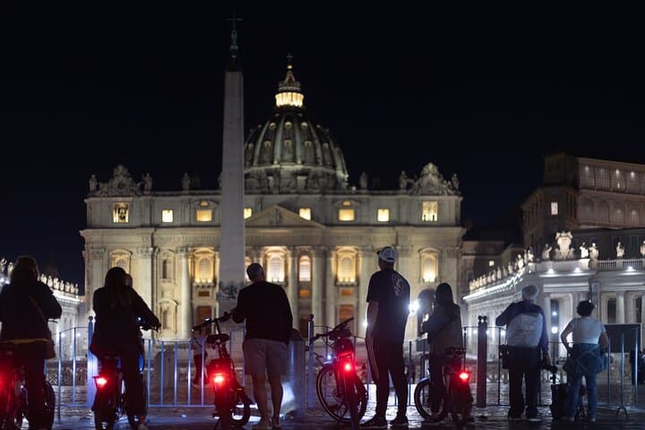 Rome by Night – Ebike Small Group Tour – Food and Wine (Option)
