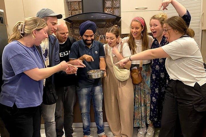 Cooking Class in Delhi Local Home & Family –Learn 7 Indian Dishes