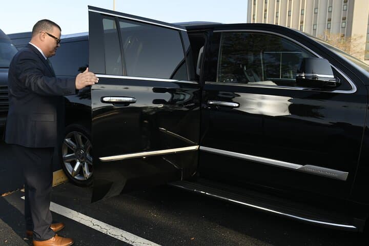 Port Canaveral Luxury SUV to Orlando Airport MCO and Hotels
