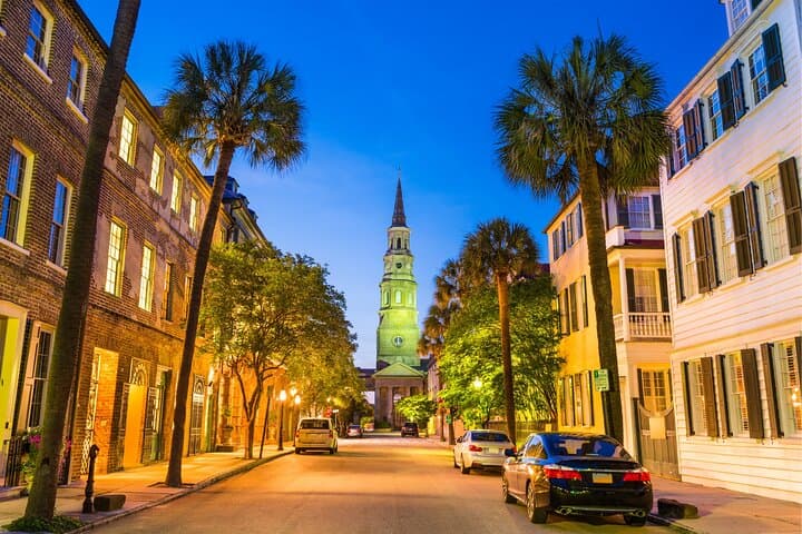Charleston Scavenger Hunt & Highlights Self-Guided Walking Tour