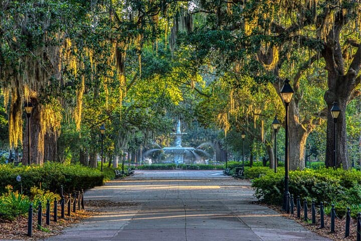 Savannah Scavenger Hunt & Highlights Self-Guided Walking Tour