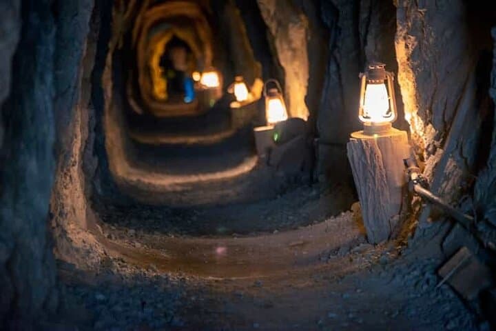 El Dorado Gold Mine & 7 Magic Mountains Tour