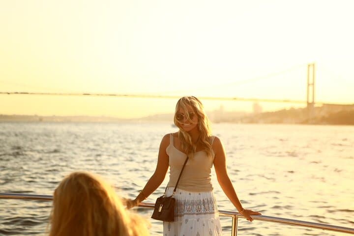 Istanbul Luxury Yacht Cruise with Transfer Option
