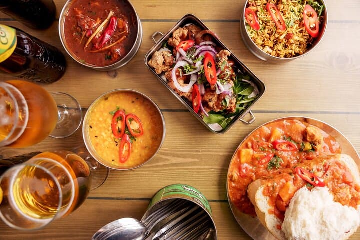 London Foodie Adventure: 10 dishes & drinks with Sherpa Food Tour