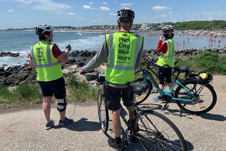 E-Bike By The Sea: Scenic Tour of Beaches, Harbors & Hidden Gems