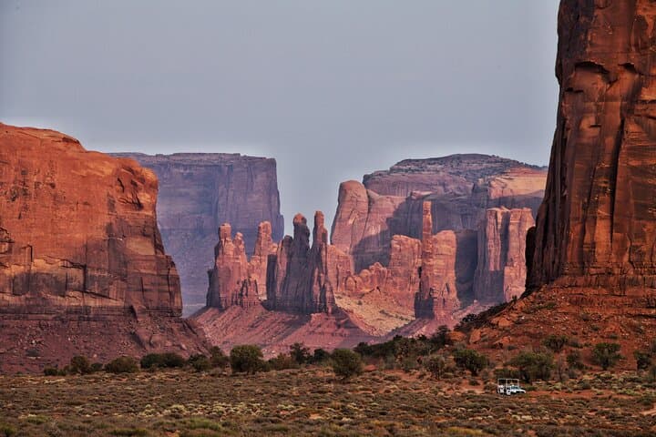 1.5 Hour Tour of Monument Valley’s Loop Drive