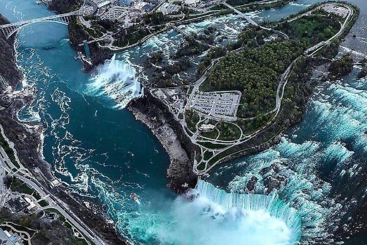 Soccer Fans 2026: New York 4-Day Tour, Niagara Falls & Washington
