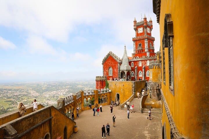 Lisbon: Sintra, Pena Palace , Cascais & Cabo Small Group Day Tour