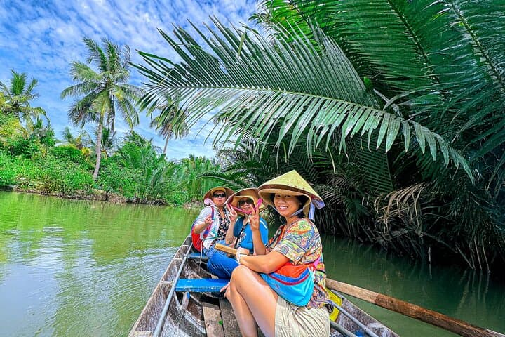 ‘Cost-Saving’ Cu Chi Tunnels & Mekong Delta 1-Day Tour