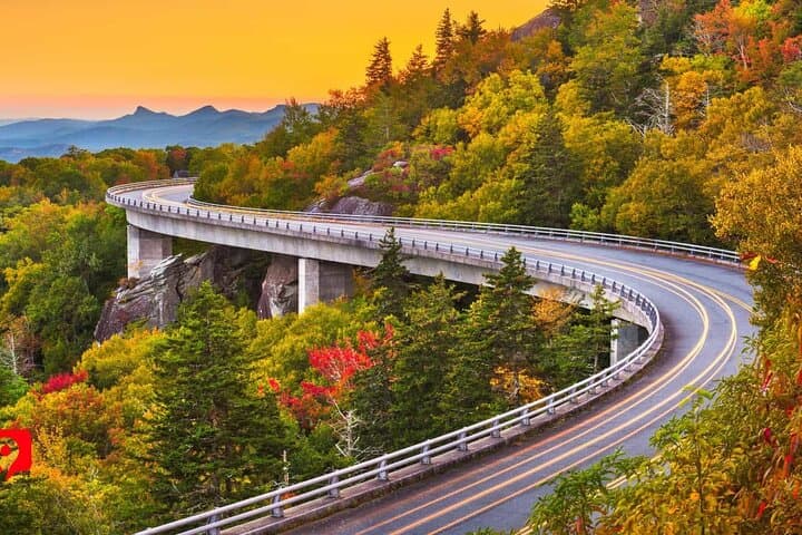 Blue Ridge Parkway Tour – Departing from Brevard