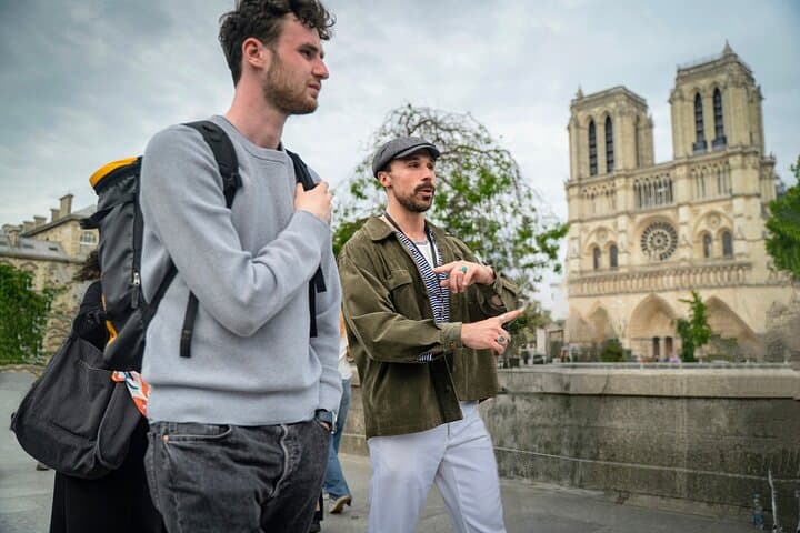 Paris: Pastries & Damnations – A Sweet Tour of the Old City