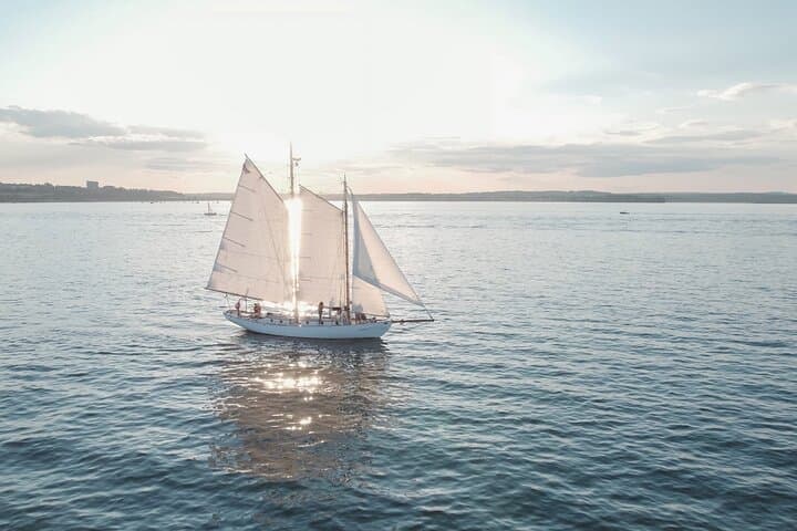 Casco Bay: Private Afternoon Charter on Heart’s Desire